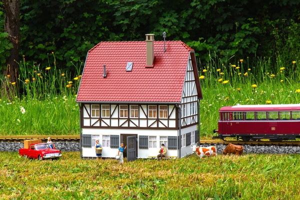 G-Scale Buildings | PIKO America