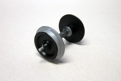 36165 Metal Wheelset: 35mm Plated, 2 pcs - Fits Most European Cars (G-Scale)