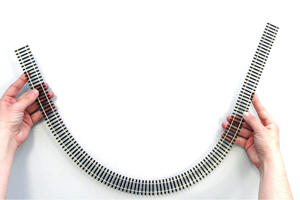 55209 Box of 24 Flexible Track, 37" (HO-Scale)
