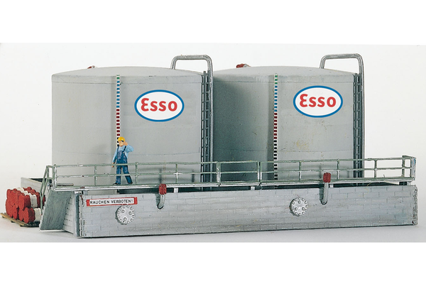 61104 Classic Line Shell Storage Tanks Low, Building Kit (HO-Scale)