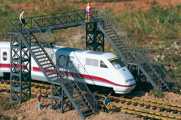 62032 Railway Footbridge, Building Kit (G-Scale)