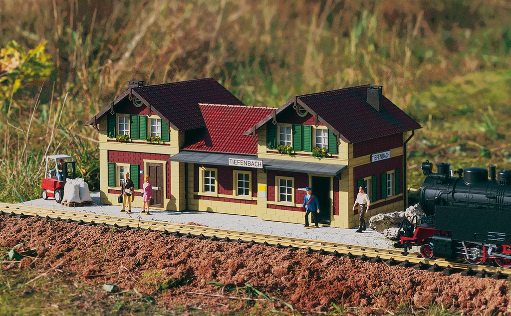 G scale train sales buildings