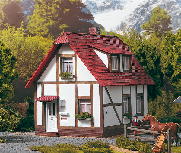 62050 Kings Half Timber House, Building Kit (G-Scale)