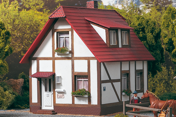 62050 Kings Half Timber House, Building Kit (G-Scale)