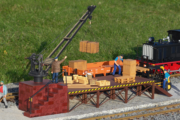 62077 Loading Crane, Building Kit (G-Scale)