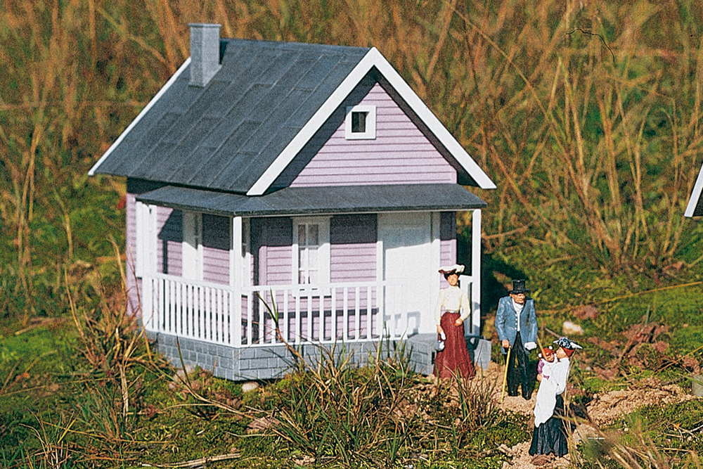 62226 Uncle Sams Farmhouse Building Kit G Scale