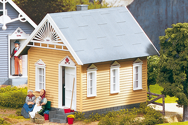 62239 Adams Gingerbread House, Building Kit (G-Scale)
