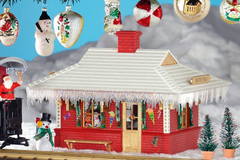 62265 North Pole Station Built-Up Building (G-Scale) | PIKO America