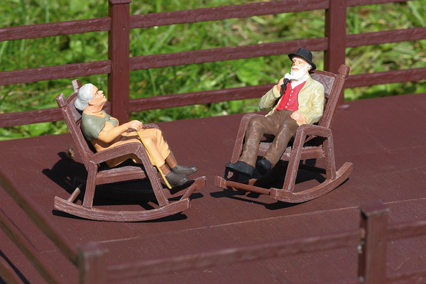 62295 Rocking Chairs, Set of 2 (G-Scale)